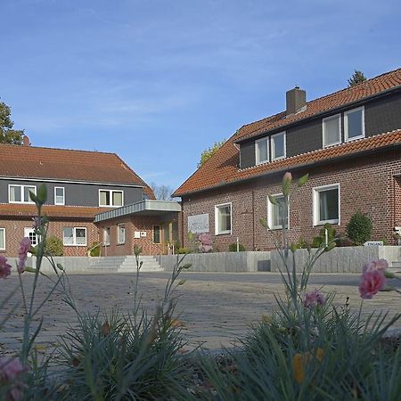 Hotel Zur Erholung & Restaurant Amme'S Landhaus Eicklingen Εξωτερικό φωτογραφία